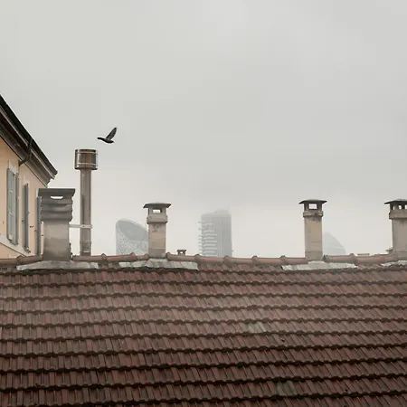 Urbino Luminoso E Apartamento Milão