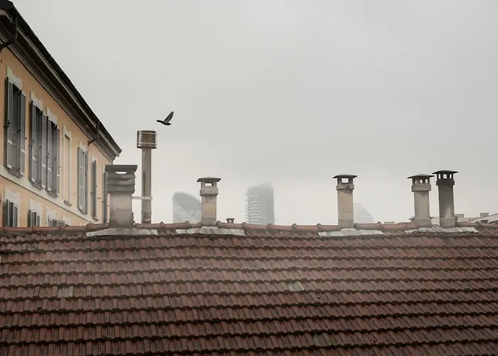 Urbino Luminoso E Апартаменты Милан